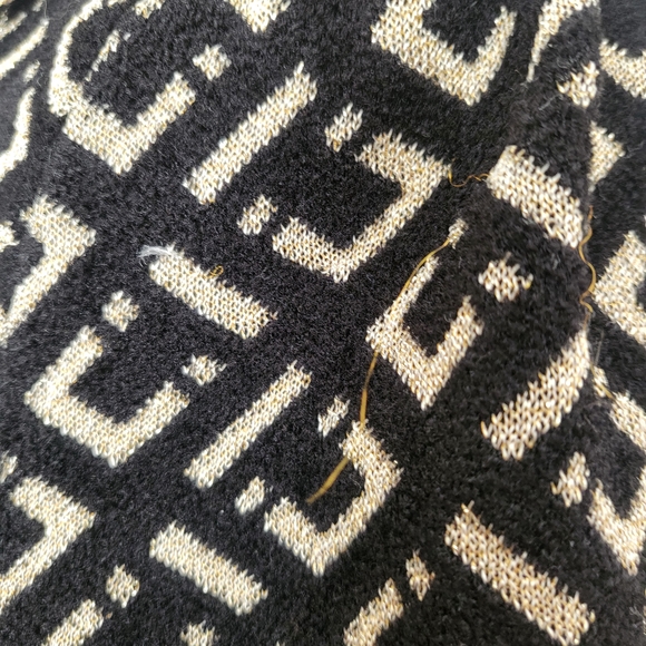 Diane von Furstenberg Duffy Collared V Neck Sweater Black Metallic Geometric Sm - Picture 12 of 12